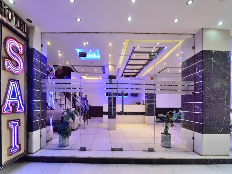 Hotel Sai International Нью-Дели Экстерьер фото
